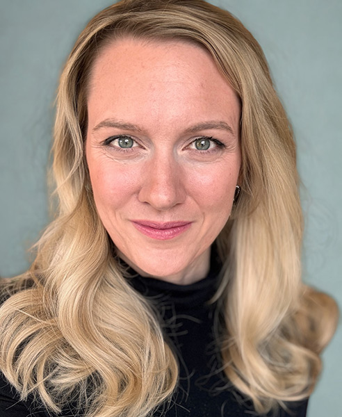 Carolin Adler